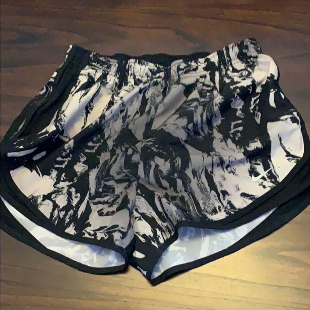 Nike athletic shorts (women) Dry Fit